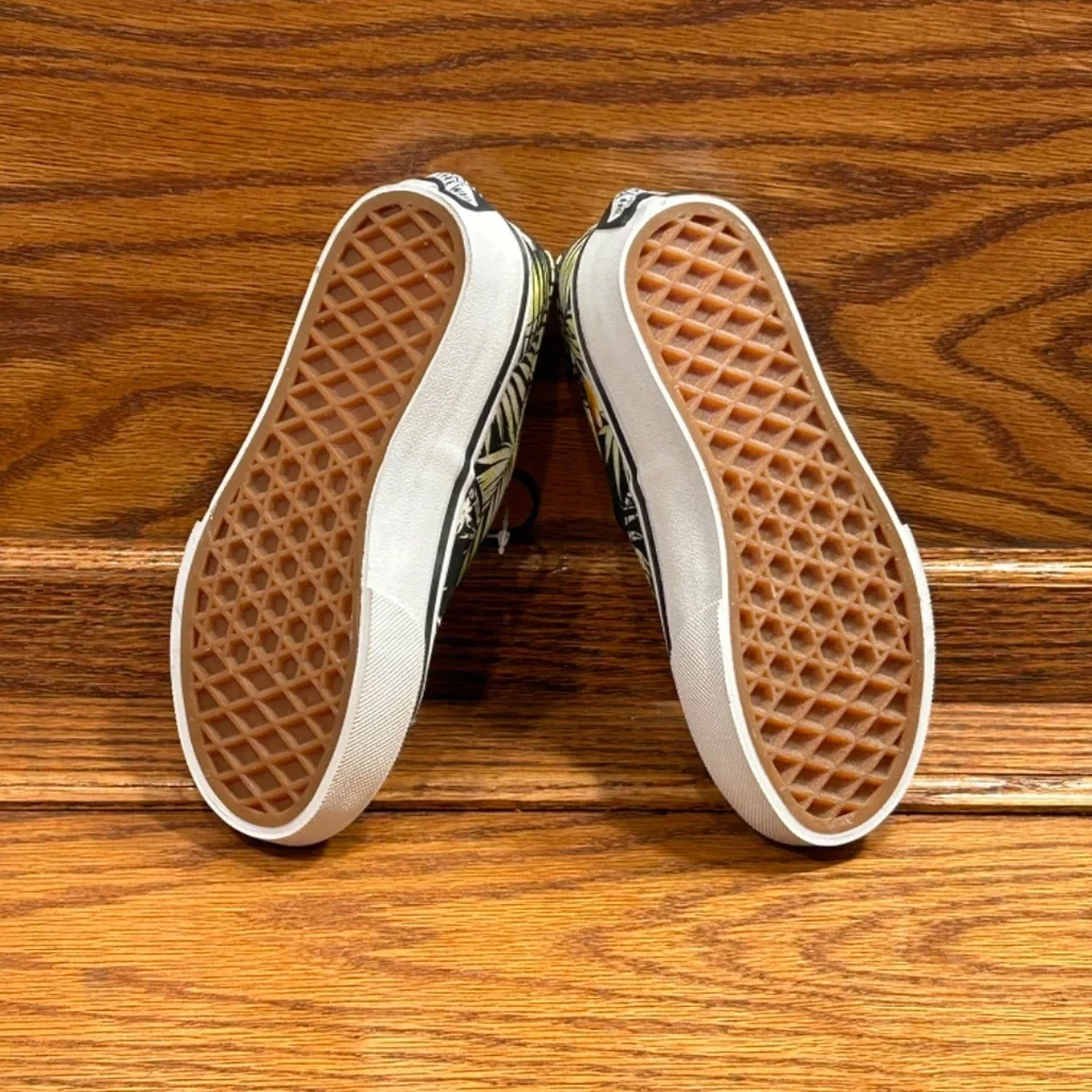 Vans Authentic Decay Palms Black True‎ White Shoes